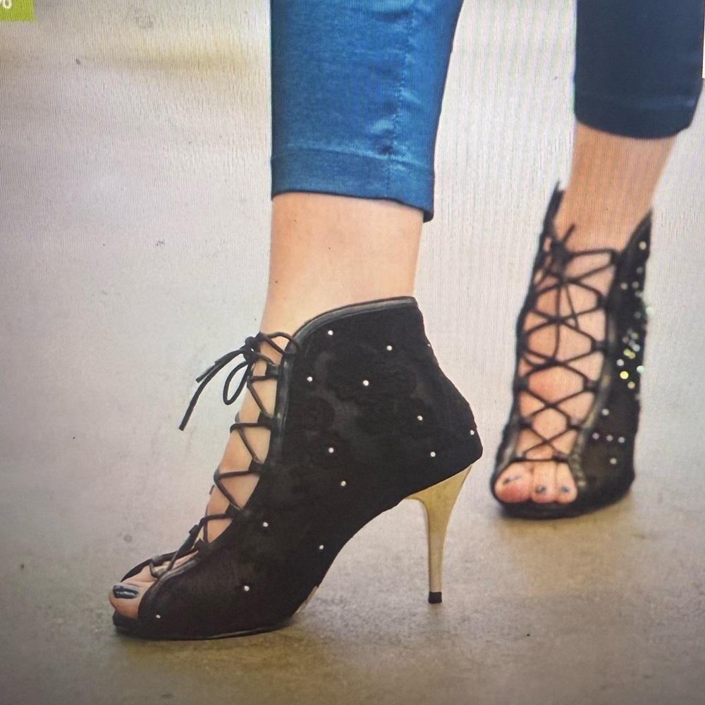 Elegant and Sexy Black Lace-Up Dance Heels